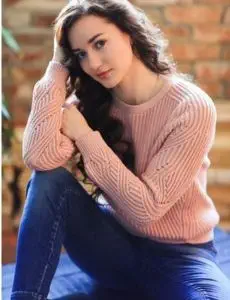 Elite escort service in Chicholi for home and hotel visits