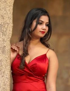 call girl service in Chicholi